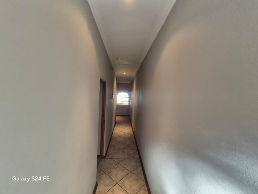 5 Bedroom Property for Sale in Cashan North West